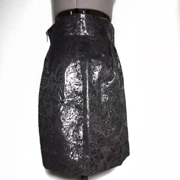 Silence & Noise (UO) Silver Embossed Mini Skirt 2 - Picture 3 of 8